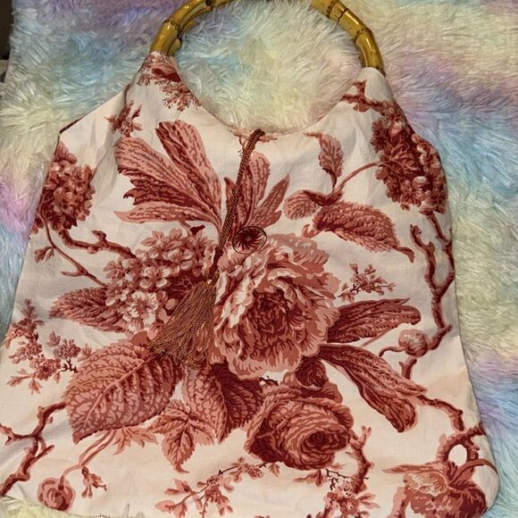 Dobie designs floral print canvass   bamboo handle  bag - Picture 4 of 9